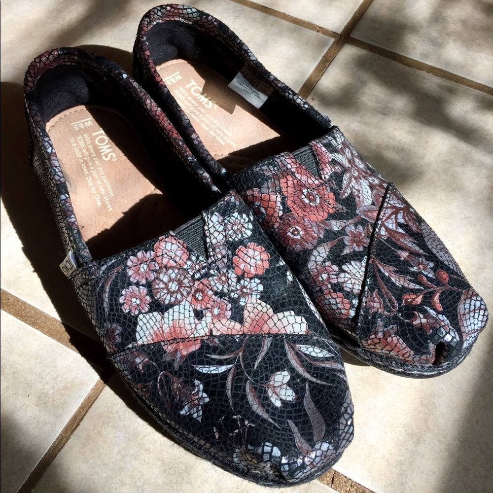 Toms Black Leather Mosaic Floral Espadrilles